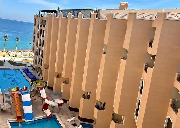 Large & Pool - Wifi * Hurghada